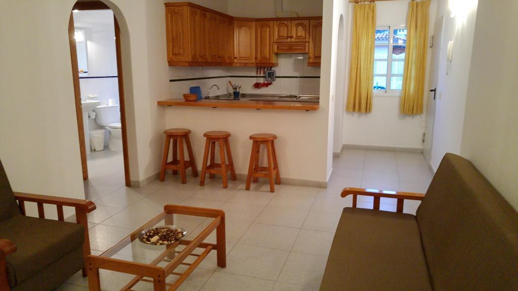 Apartamentos Martell Плайя-де-Сантьяго Экстерьер фото